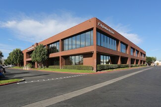 Plus de détails pour 1801 E Edinger Ave, Santa Ana, CA - Bureau à louer