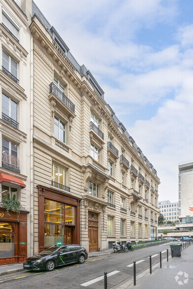 26 Rue Laffitte, Paris à louer - Photo de l’immeuble – Image 2 sur 3