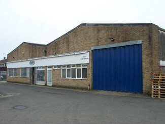 Plus de détails pour Buckingham Rd, Aylesbury - Industriel/Logistique à louer