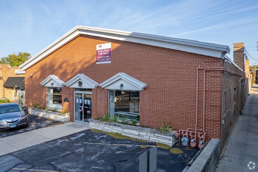 500 Crescent Blvd, Glen Ellyn, IL à vendre - Photo de l’immeuble – Image 1 sur 10
