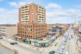 Plus de détails pour 2329-2333 Dundas St W, Toronto, ON - Bureau, Bureau/Médical à louer