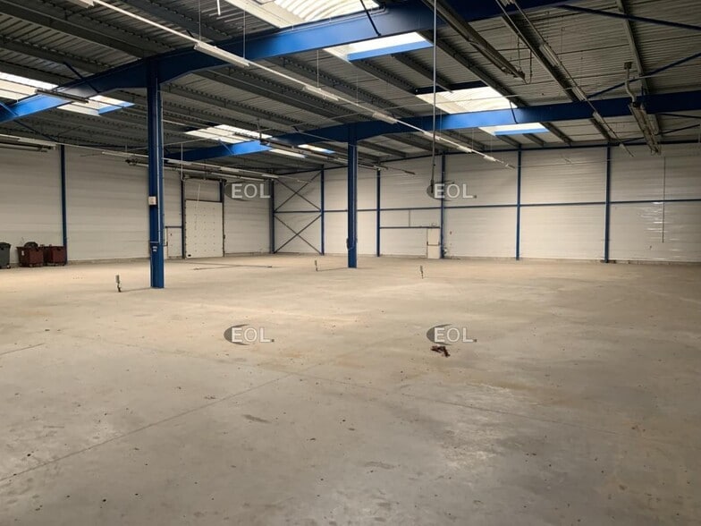 Industriel/Logistique dans Magny-en-Vexin à vendre - Photo intérieure – Image 2 sur 6