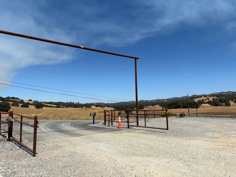 3612 Highway 49, San Andreas, CA à louer - Photo de l’immeuble – Image 3 sur 5