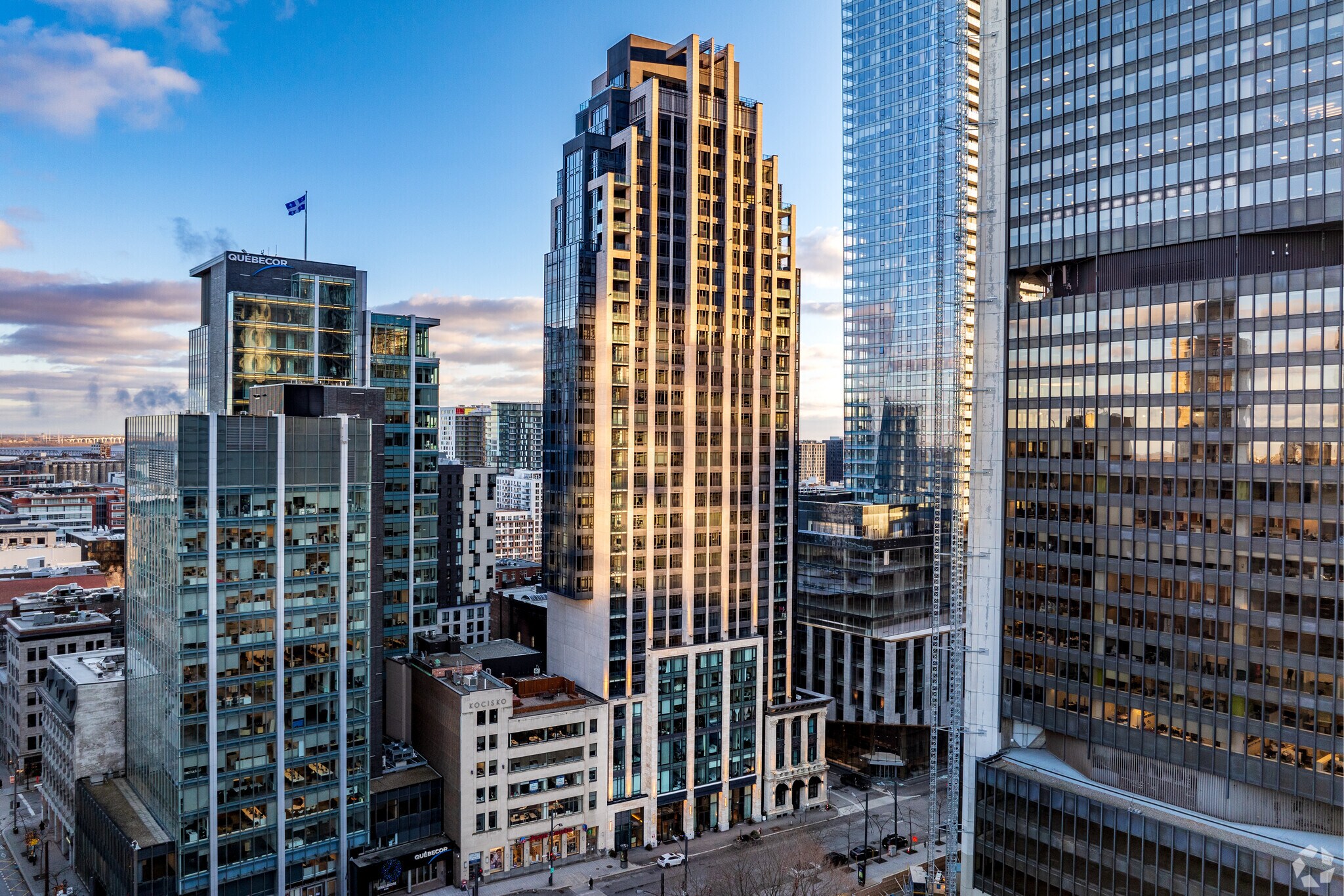 622 Rue Saint-Jacques, Montréal, QC à vendre Photo principale– Image 1 sur 6