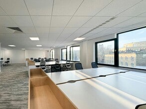 593-599 Fulham Rd, Londres à louer Photo de l’immeuble– Image 1 sur 37