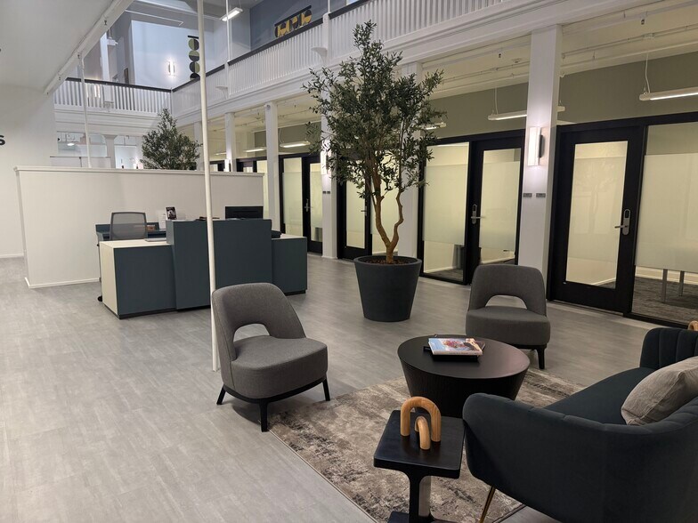 40 N Christian St, Lancaster, PA à louer - Hall d’entrée – Image 3 sur 16