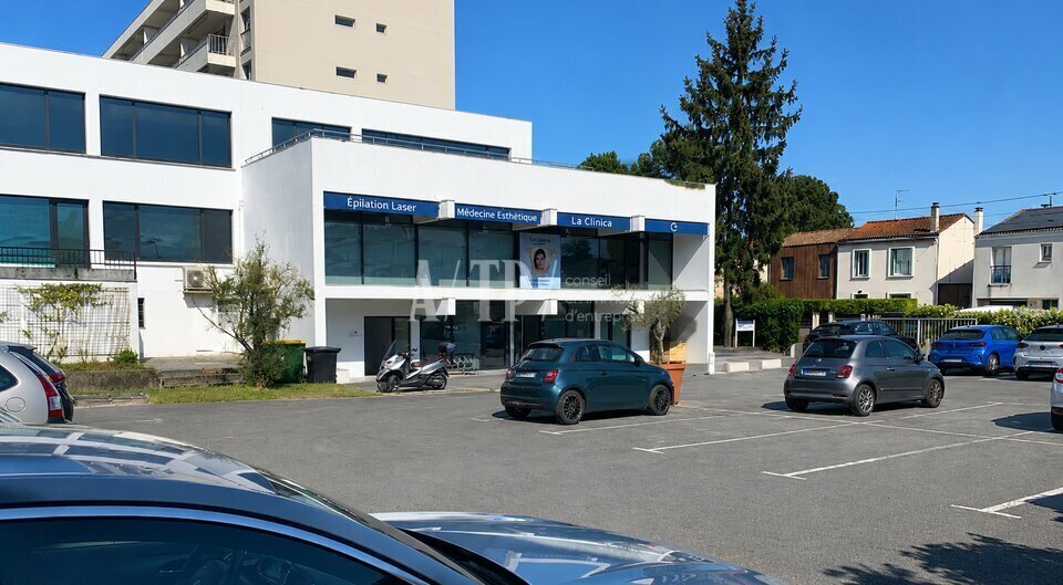 Bureaux/Médical dans Bordeaux à louer - Photo de l’immeuble – Image 2 sur 5