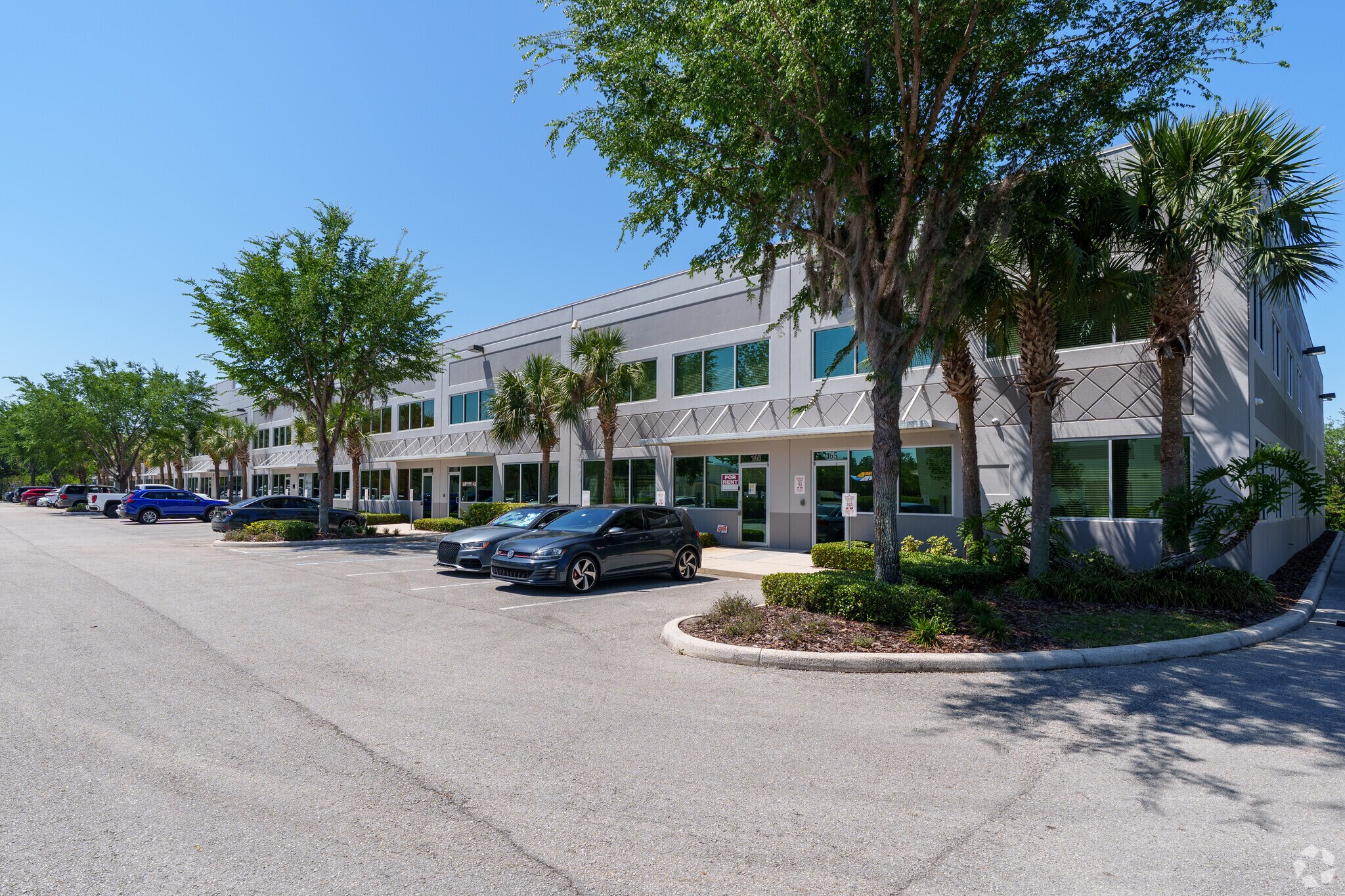 6457 Hazeltine National Dr, Orlando, FL à vendre Photo de l’immeuble– Image 1 sur 5