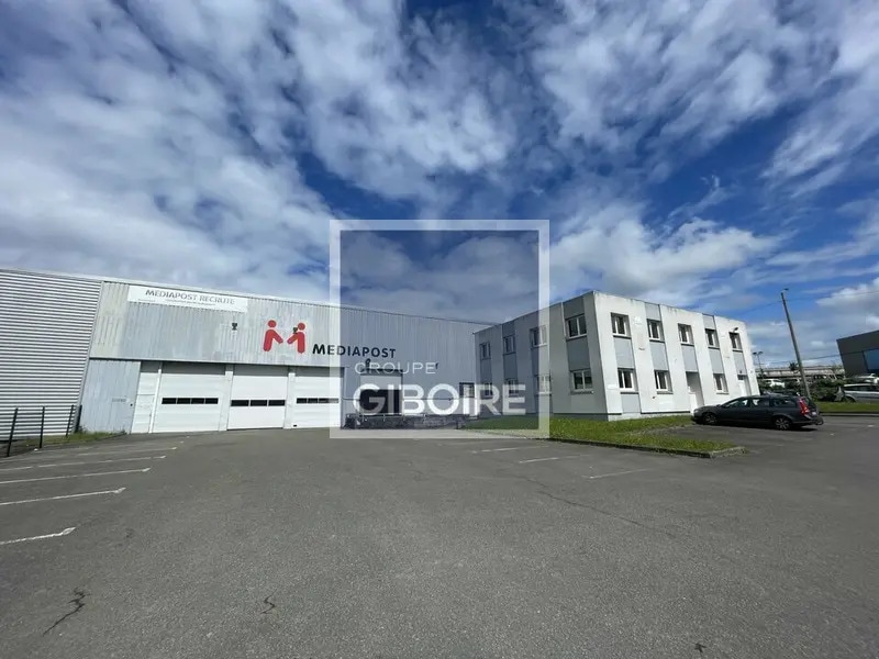 Industriel/Logistique dans Rennes à louer Photo de l’immeuble– Image 1 sur 13