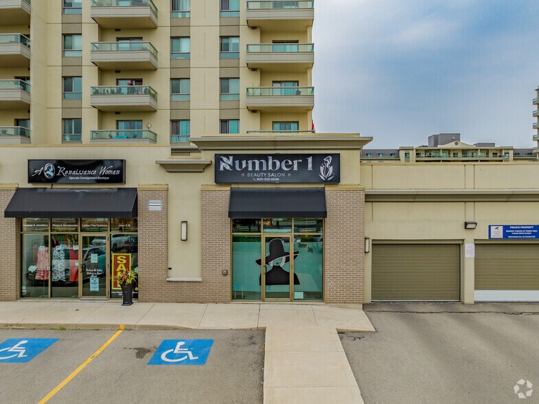 100 Plains Rd W, Burlington, ON à louer - Photo de l’immeuble – Image 3 sur 14