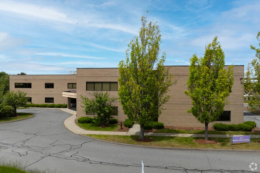 190 Groton Rd, Ayer, MA à louer - Photo de l’immeuble – Image 2 sur 5
