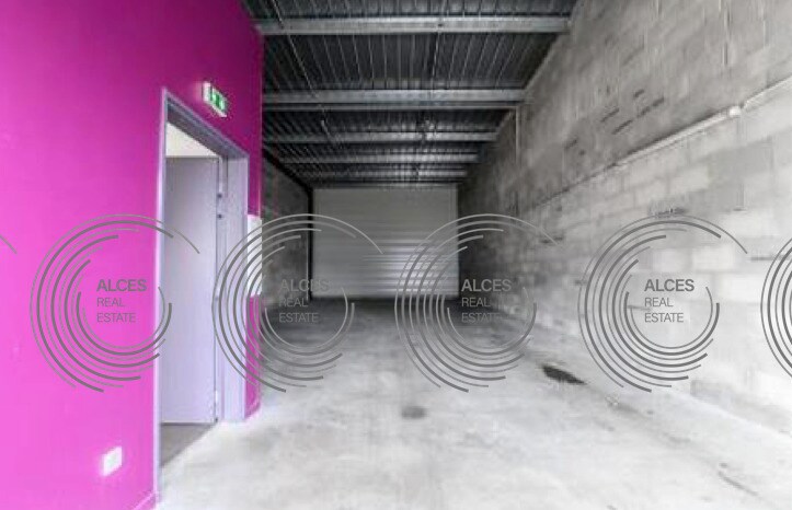 Local d’activités dans Saint-Jean-d'Illac à louer - Photo de l’immeuble – Image 1 sur 2