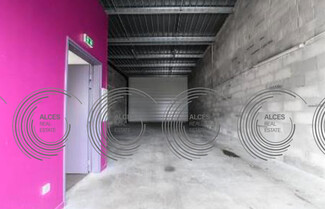 Plus de détails pour Local d'activités à louer