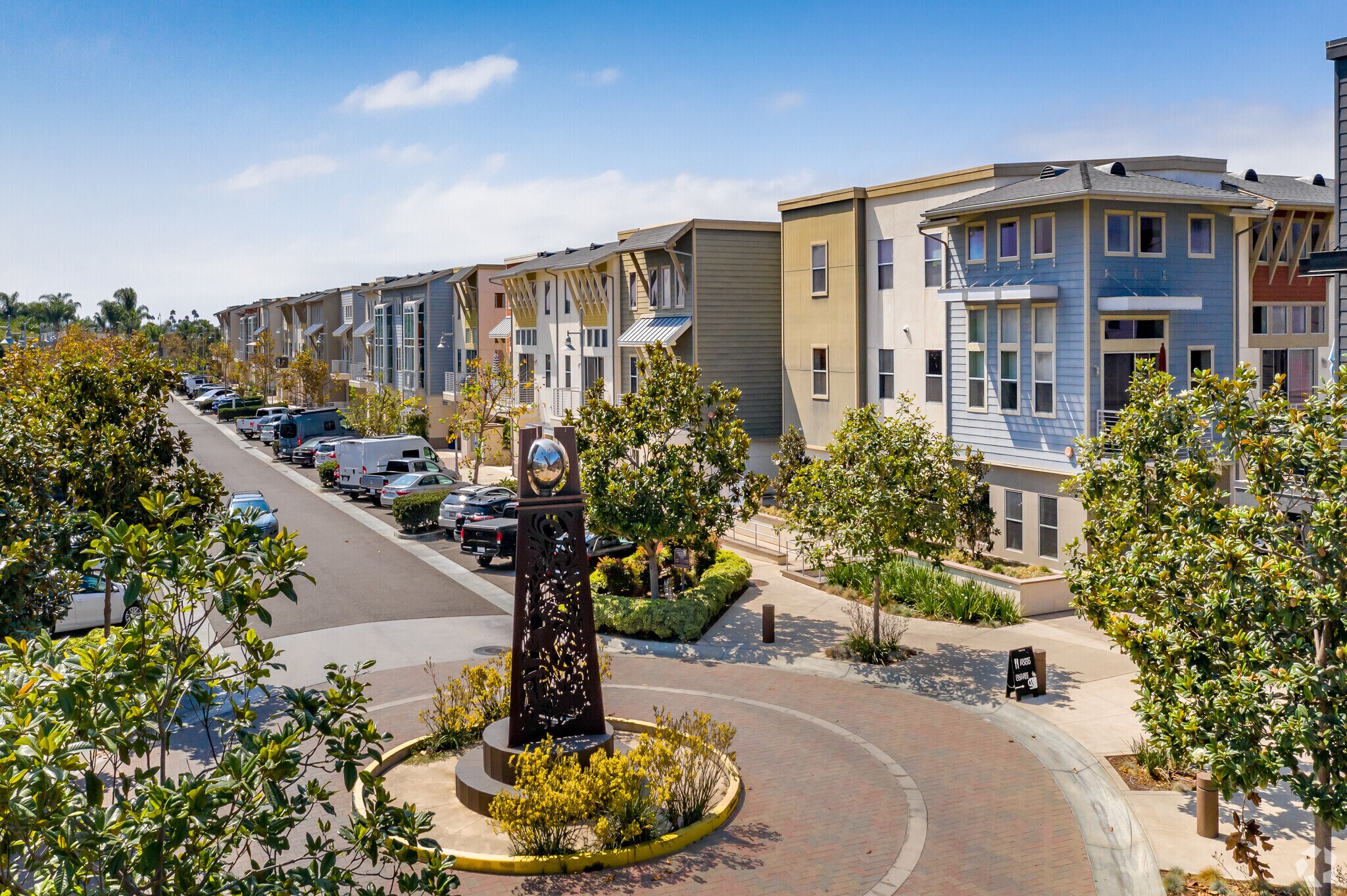 6848 Embarcadero Ln, Carlsbad, CA à louer Photo principale– Image 1 sur 8