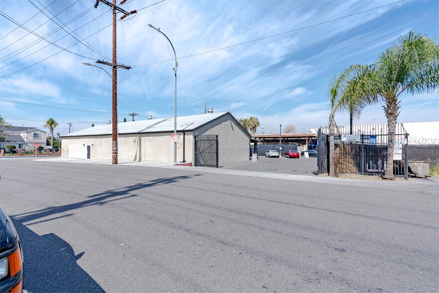 6136-6142 Walker Ave, Maywood, CA à vendre - Photo de l’immeuble – Image 2 sur 6