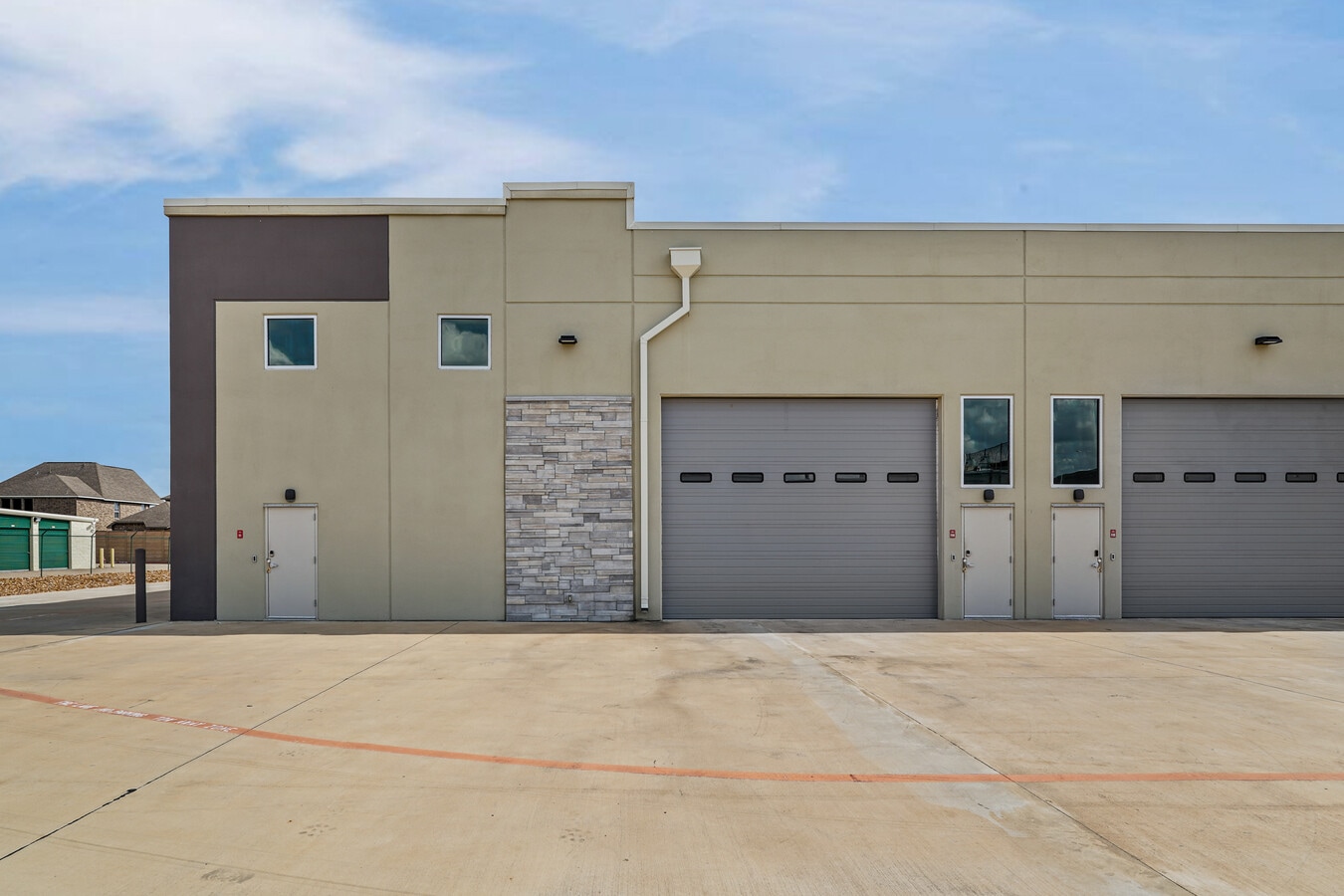 1435 FM 1463 Rd, Katy, TX 77494 - Lot F14 -  - Photo intérieure - Image 2 of 19