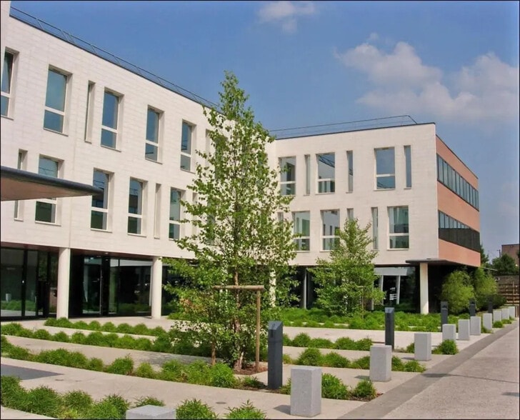 9/10 Rue De L'Abbe Stahl, Marcq-en-Baroeul à louer - Photo de l’immeuble – Image 1 sur 8