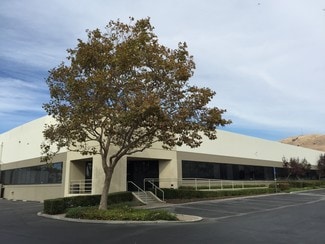 Plus de détails pour 48621-48633 Warm Springs Blvd, Fremont, CA - Local d'activités à louer
