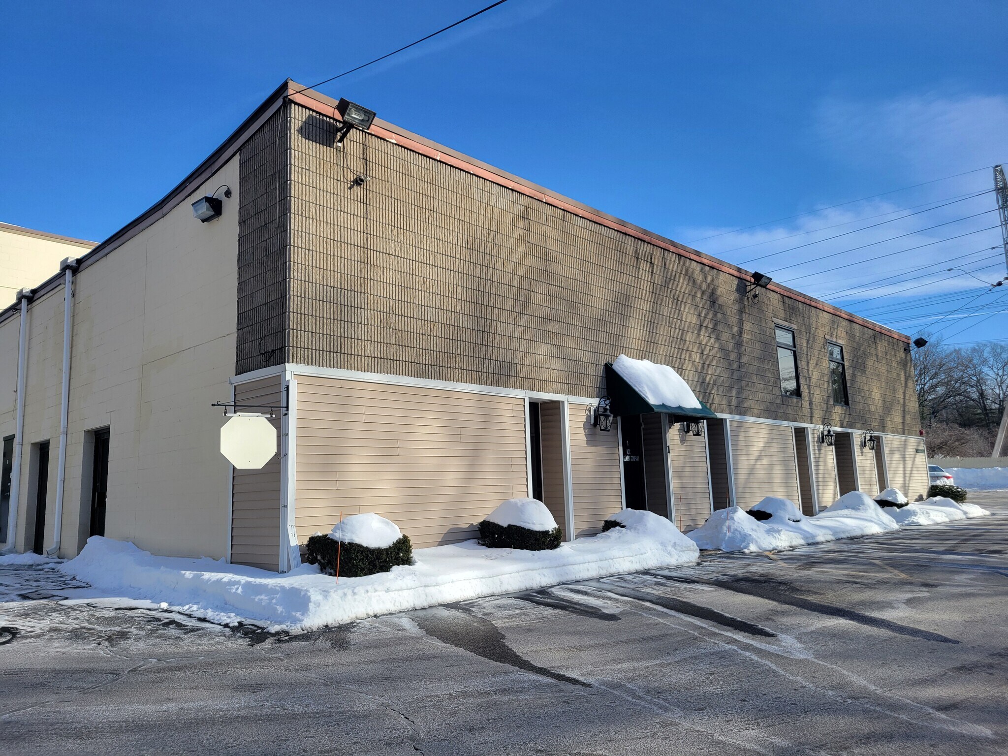 160 Turnpike Rd, Chelmsford, MA à louer Photo principale– Image 1 sur 3