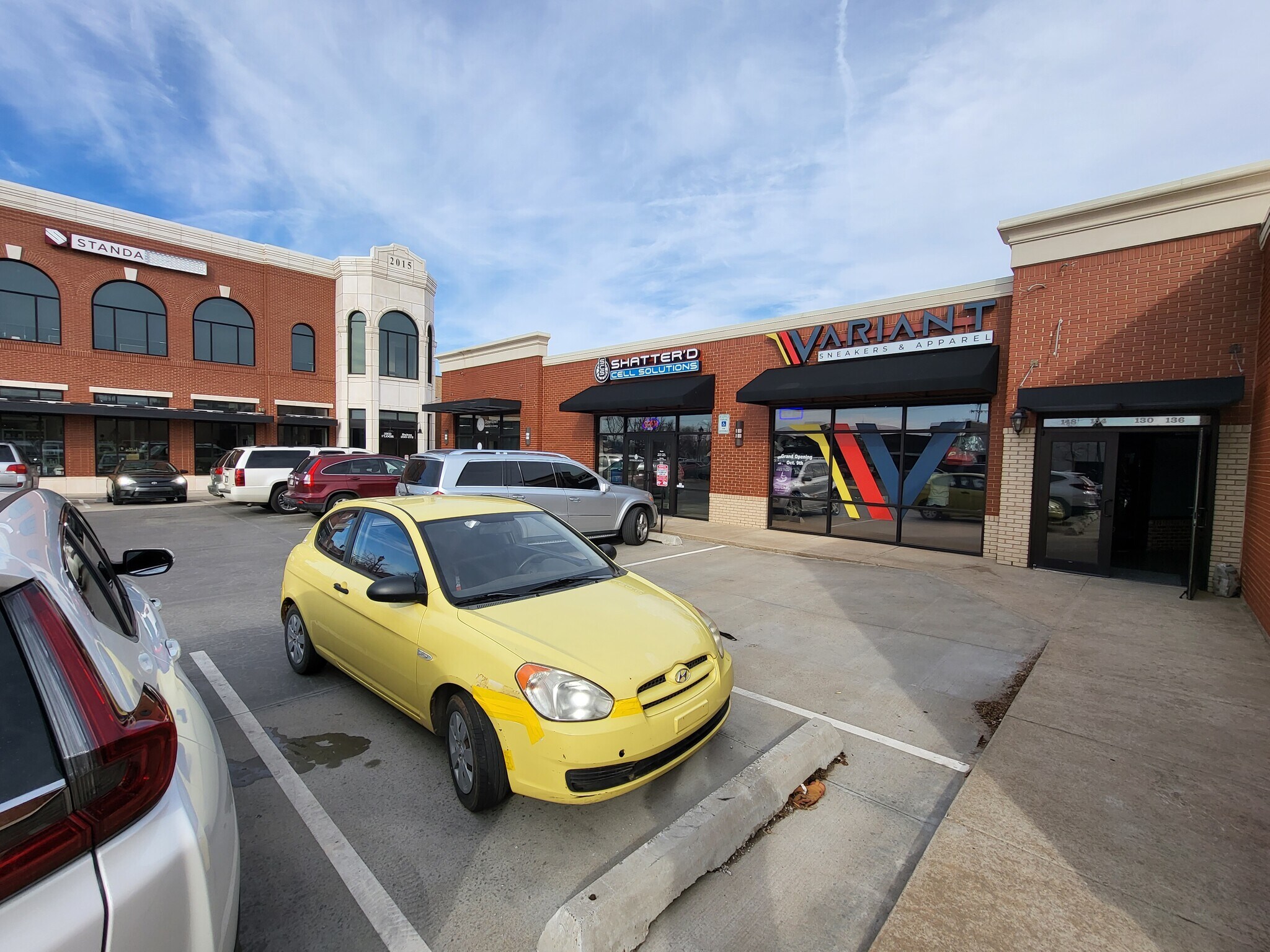 100 N Broadway, Edmond, OK à louer Photo de l’immeuble– Image 1 sur 14