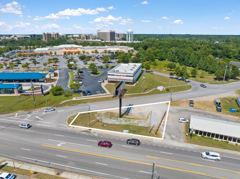 5513 N. Davis Hwy, Pensacola, FL à vendre - Photo de l’immeuble – Image 1 sur 14