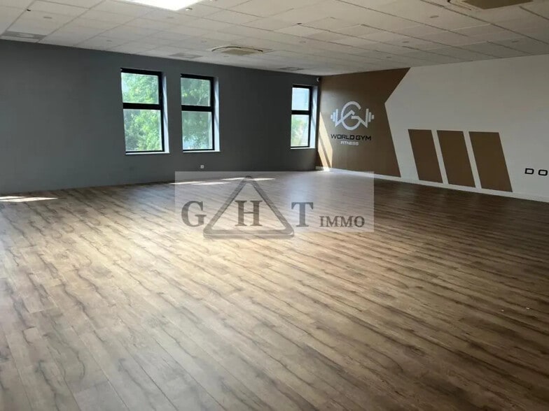 Bureau dans Champigny-sur-Marne à louer - Photo intérieure – Image 3 sur 3