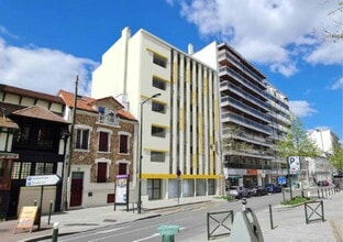 130 Avenue Du Général Leclerc, Bourg-la-Reine à louer Photo de la construction– Image 1 sur 1