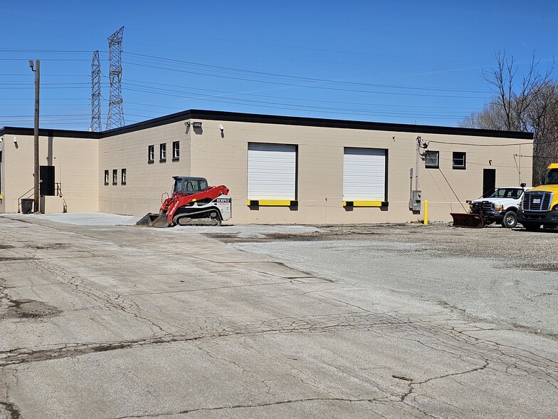 2000 Dolton Rd, Calumet City, IL à vendre - Photo de l’immeuble – Image 3 sur 11