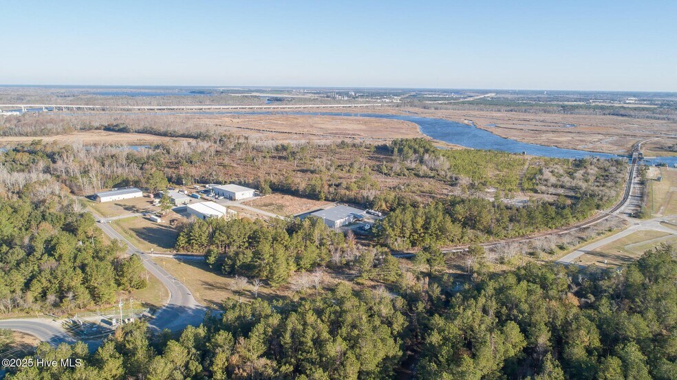 00 Quality Drive NE, Navassa, NC à vendre - Photo de l’immeuble – Image 2 sur 7