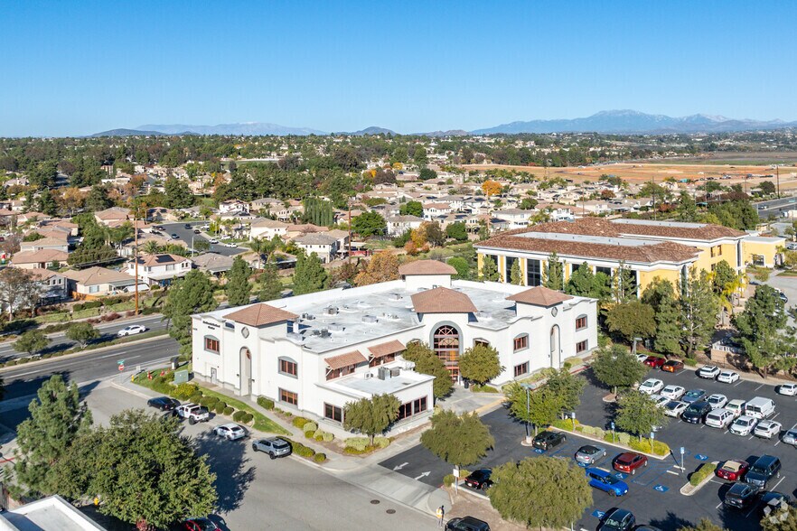 44274 George Cushman Ct, Temecula, CA à louer - Aérien – Image 3 sur 5