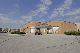 Plus de détails pour 604 Edward Ave, Richmond Hill, ON - Local d’activités à vendre