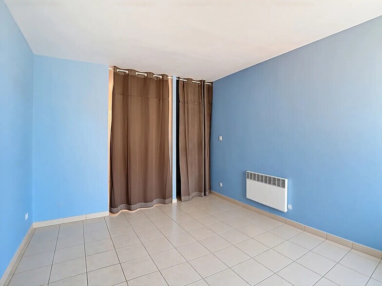 Bureau dans Saint-Lys à vendre - Photo de l’immeuble – Image 3 sur 6