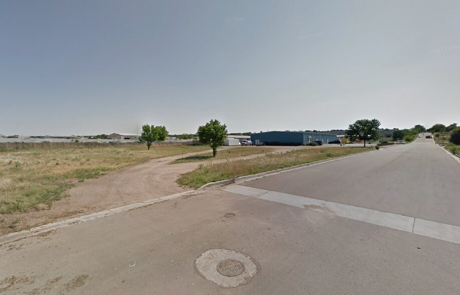 4915 Terminal, Colorado Springs, CO à louer - Photo de l’immeuble – Image 2 sur 4