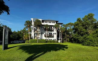 Plus de détails pour 4532 Tamiami Trl E, Naples, FL - Bureau à louer