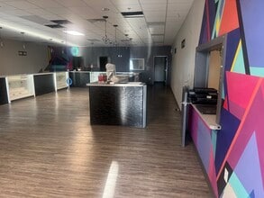 17207 S US Highway 71, Belton, MO à louer Photo intérieure– Image 2 sur 13