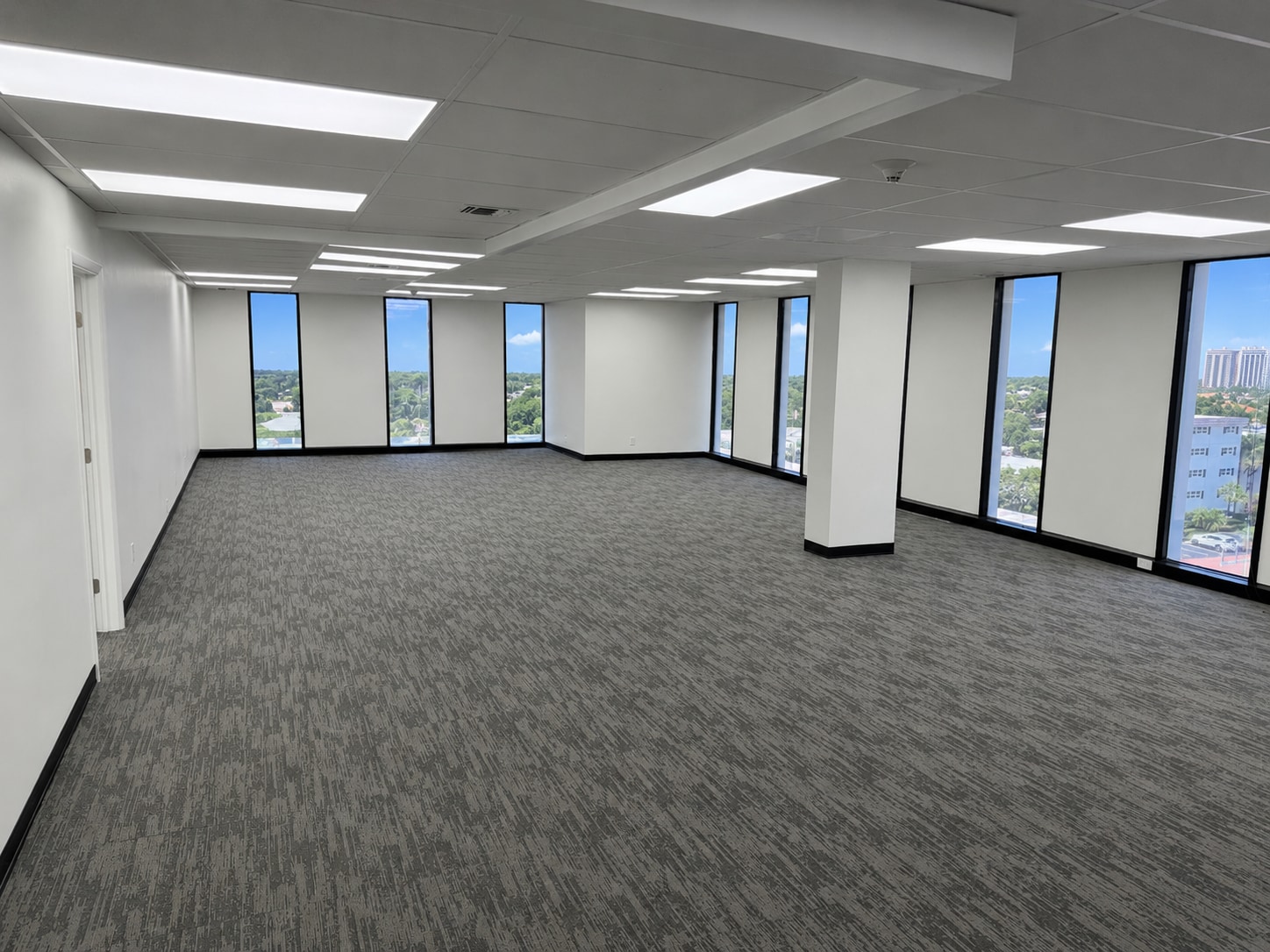 2929 E Commercial Blvd, Fort Lauderdale, FL à louer Photo intérieure– Image 1 sur 7