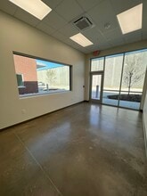 4480 Alpha Rd, Dallas, TX à louer Photo intérieure– Image 2 sur 5