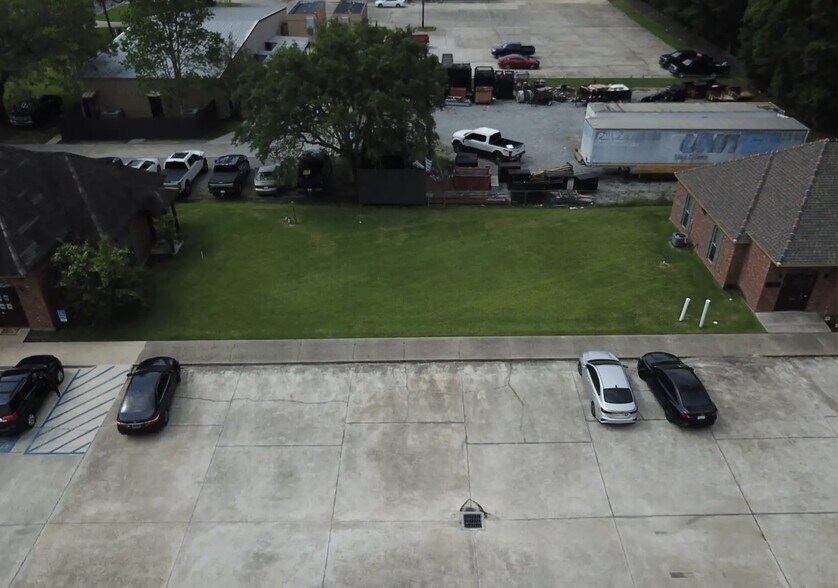 1201 S Purpera Rd, Gonzales, LA à vendre - Photo principale – Image 1 sur 3