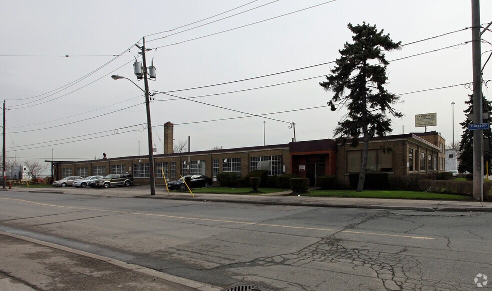1850 Wilson Ave, Toronto, ON à vendre - Photo de l’immeuble – Image 3 sur 3