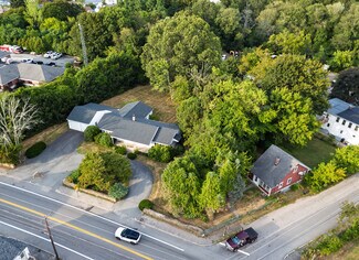 Plus de détails pour 1189 Atwood Ave, Johnston, RI - Logement à vendre