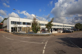 Plus de détails pour Dolphin Rd W, Sunbury On Thames - Industriel/Logistique à louer