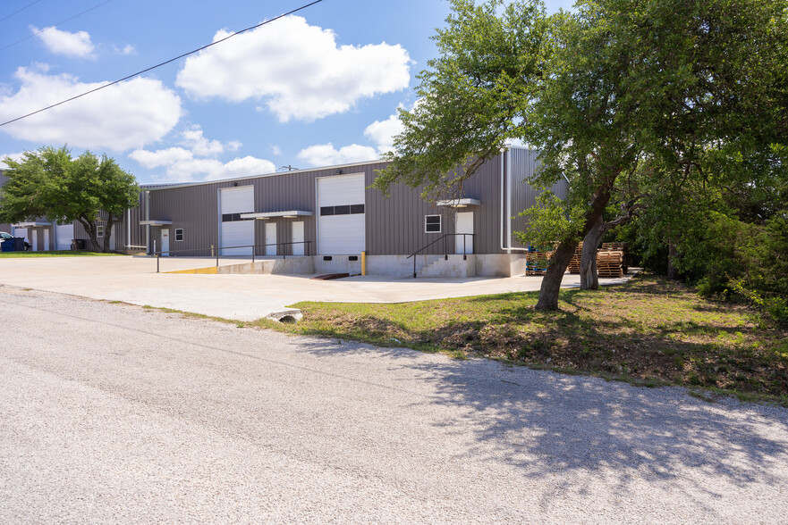 133 Glosson Ranch Rd, Dripping Springs, TX à vendre - Photo de l’immeuble – Image 3 sur 21