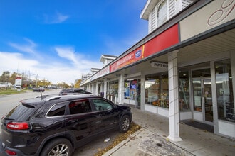 360 Old Kingston Rd, Toronto, ON à louer Photo de l’immeuble– Image 2 sur 4