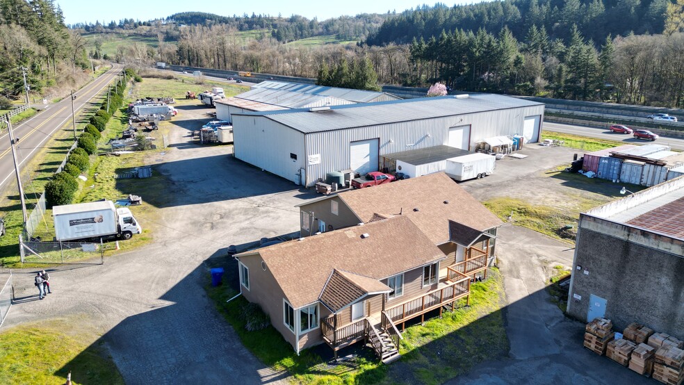 10466 Sunnyside Rd SE, Jefferson, OR à louer - Photo de l’immeuble – Image 2 sur 8