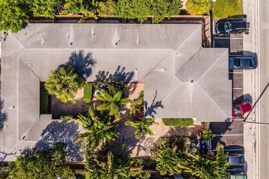 1115 NE 15th Ave, Fort Lauderdale, FL à vendre - Photo de l’immeuble – Image 3 sur 13