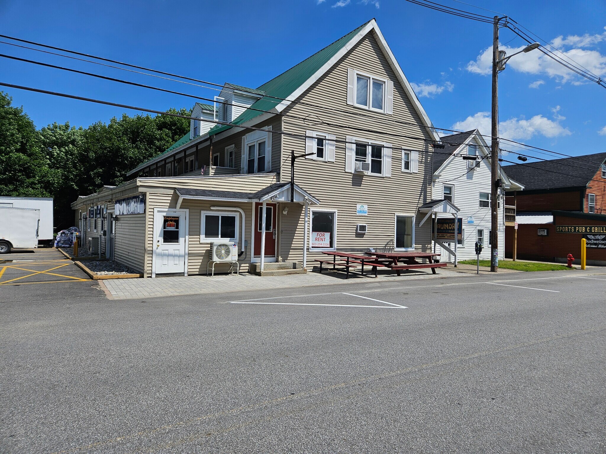 25 Main St, Plymouth, NH à louer Photo de l’immeuble– Image 1 sur 22