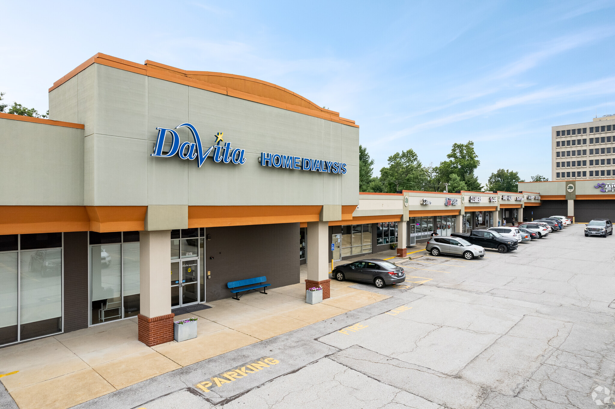 9600-9656 Olive Blvd, Olivette, MO à louer Photo principale– Image 1 sur 2