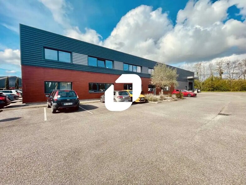 Bureau dans MARCILLY-D'AZERGUES à louer - Photo de l’immeuble – Image 1 sur 21