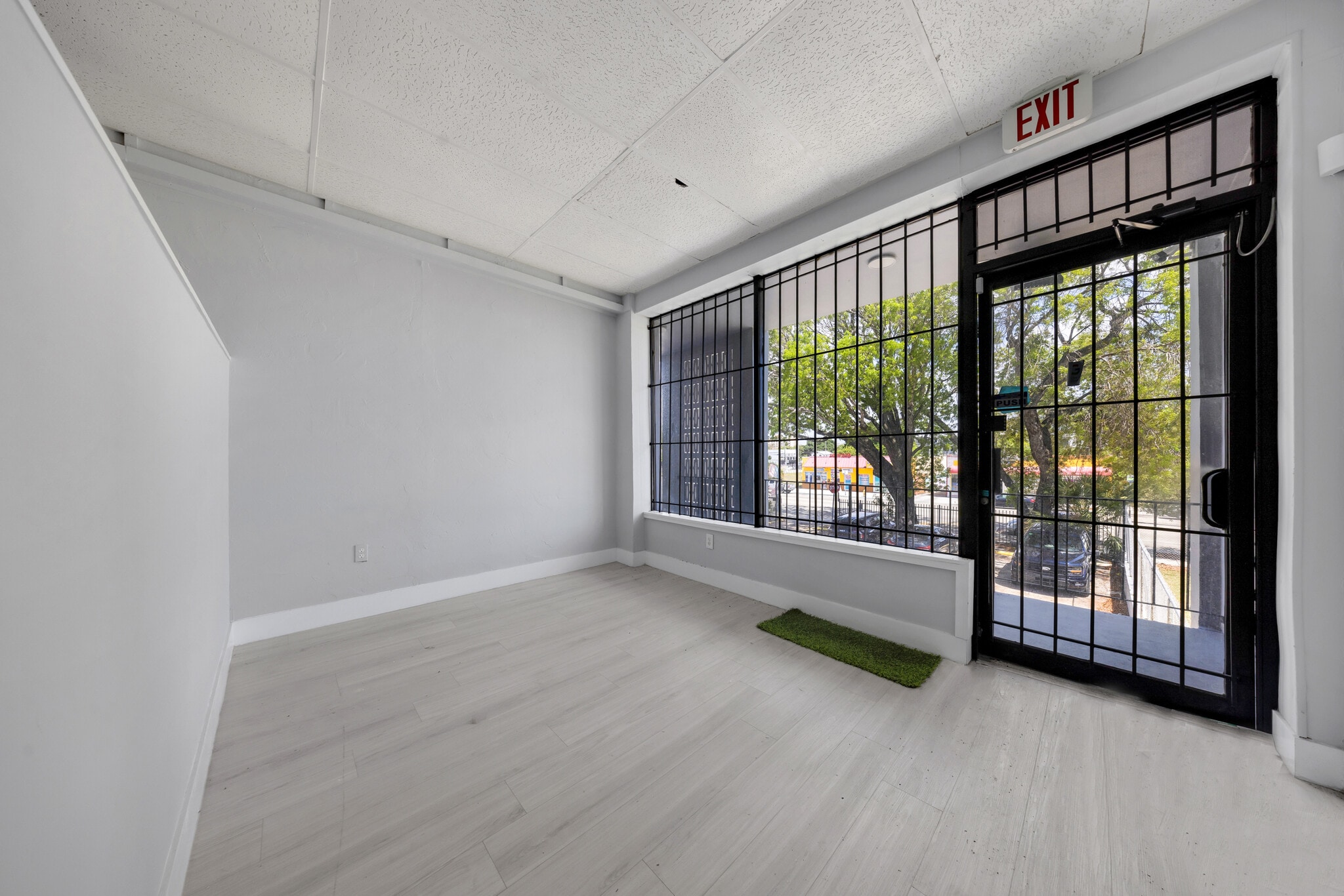 752-776 W Flagler St, Miami, FL à louer Photo de l’immeuble– Image 1 sur 12