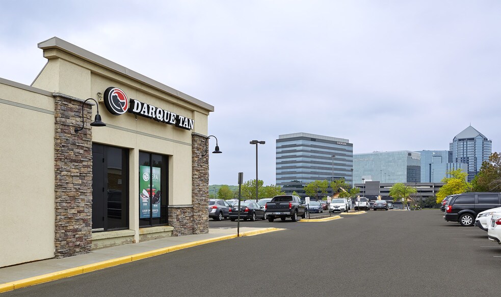 5200-5242 W 84th St, Bloomington, MN à louer - Photo de l’immeuble – Image 3 sur 4